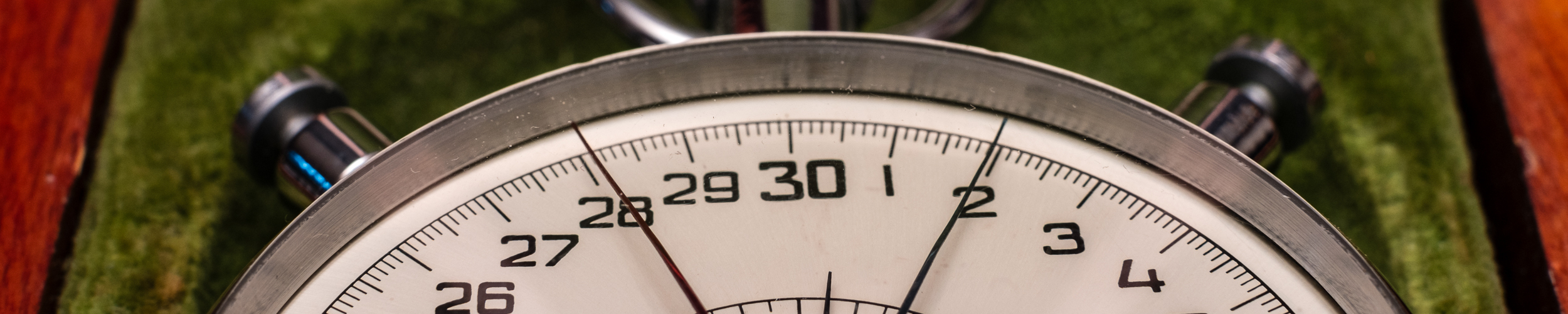 Stoppuhr, Bildung und Karriere Dienstleistungen Swiss Engineering | © Axel Remde