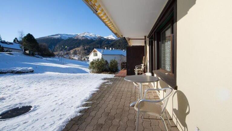 Sitzplatz, Ferienwohnung Davos, Swiss Engineering | © Luzia Schär