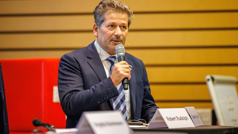 Tage der Technik 2022, Elektromobilität, Giovanni Crupi, Swiss Engineering | © Nicolas Zonvi